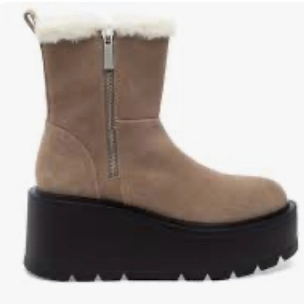 New w/o Tags J Slides Allie Suede Faux Fur Platform Ankle Boot-Never Worn! - Picture 2 of 5